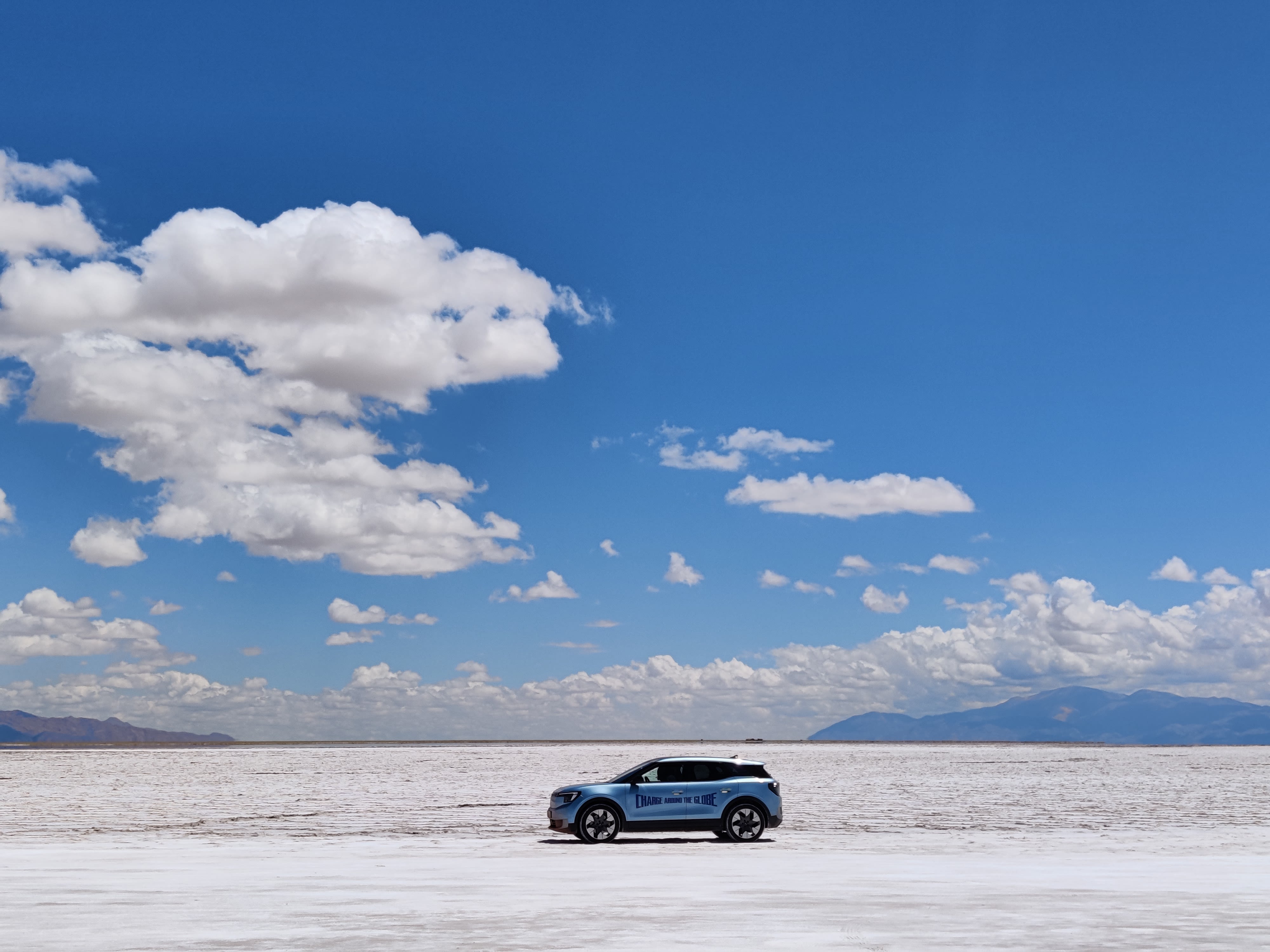 The new all-electric Ford Explorer in one of the most challenging stretches of Lexie Alford's record-setting drive around the world. LICENSE EXPIRES: PERPETUAL - LICENSE BY: Ford Europe LICENSE SCOPE: A - Earned editorial, press releases, press kits. B - All non-broadcast digital and online media. C - All non-broadcast digital and online media, plus Retail and POS (showrooms, events etc). D - All print media (newspaper, magazine etc) REGION: Global COPYRIGHT AND IMAGE RIGHTS: This content is solely for editorial use and for providing individual users with information. Any storage in databases, or any distribution to third parties within the scope of commercial use, or for commercial use is permitted with written consent from Ford of Europe only.