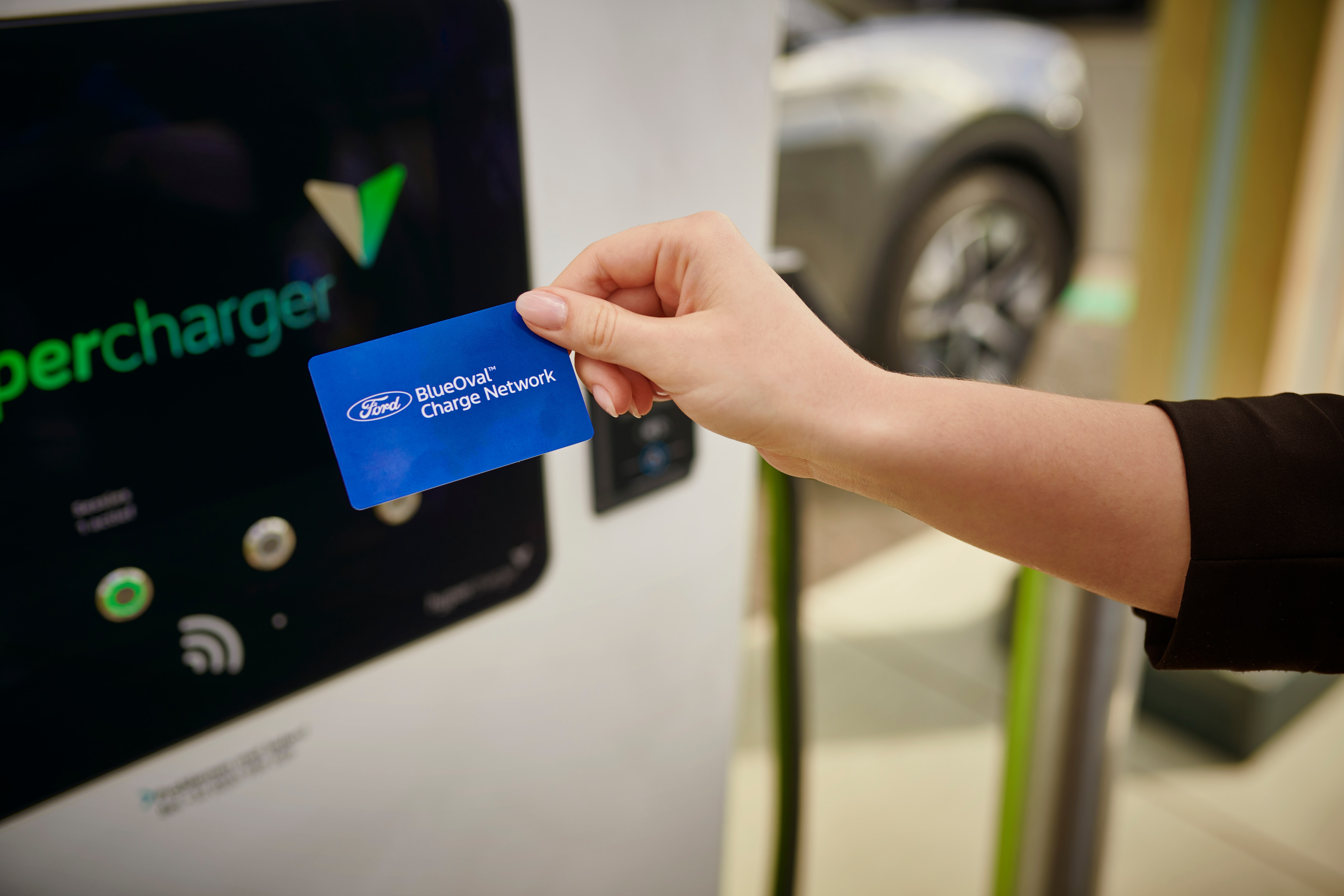 Ford and Allego partner to electrify European dealership network with ultra-Fast charging LICENSE EXPIRES: In perp - LICENSE BY: Makerhouse Germany LICENSE SCOPE: A - Earned editorial, press releases, press kits. C - All non-broadcast digital and online media, plus Retail and POS (showrooms, events etc). D - All print media (newspaper, magazine etc) REGION: GLOBAL. COPYRIGHT AND IMAGE RIGHTS: This content is solely for editorial use and for providing individual users with information. Any storage in databases, or any distribution to third parties within the scope of commercial use, or for commercial use is permitted with written consent from Ford of Europe only.