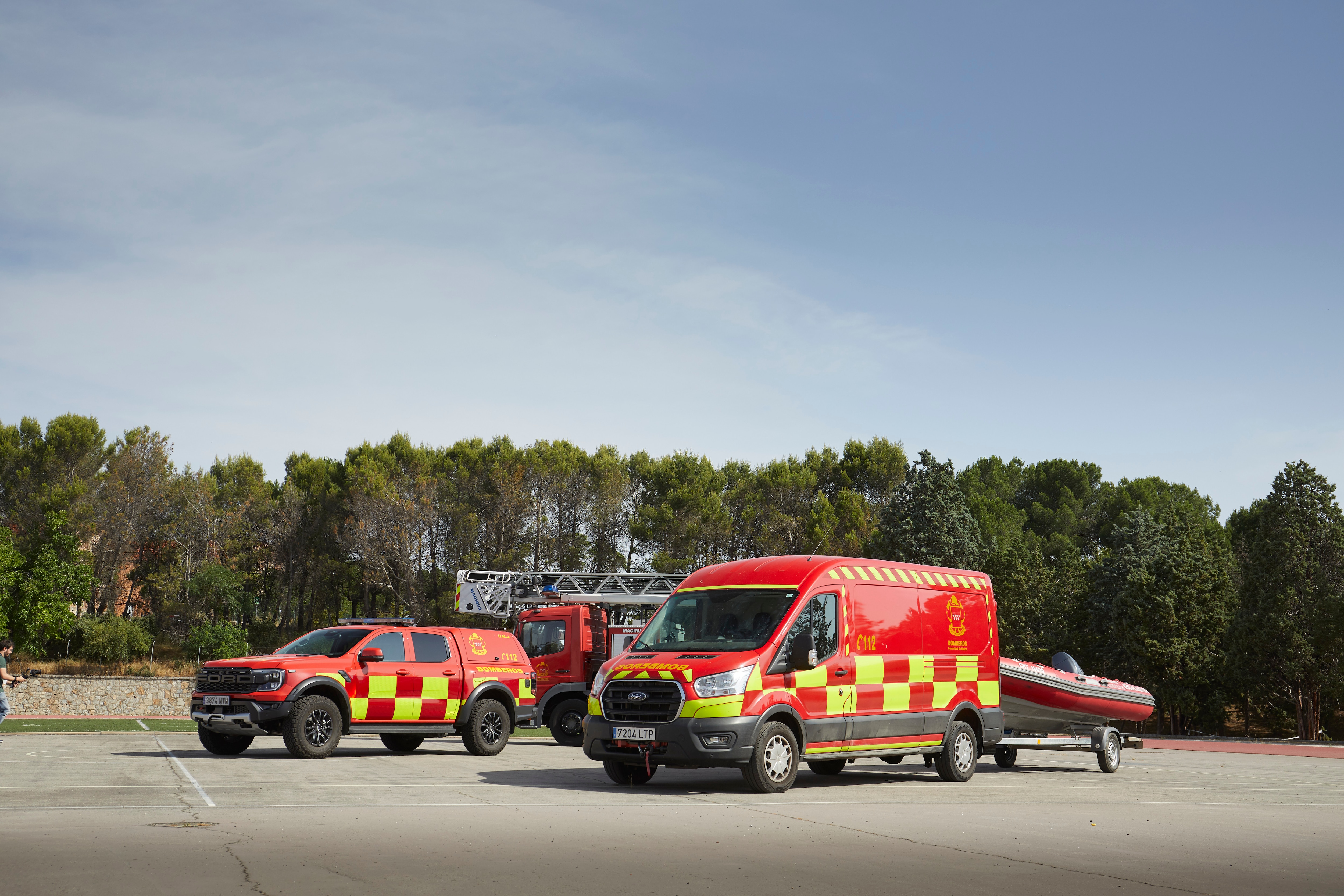 Ford vehicles help the Community of Madrid Fire Department in many situations. LICENSE EXPIRES: In perp - LICENSE BY:Ford Europe LICENSE SCOPE: A - Earned editorial, press releases, press kits. C - All non-broadcast digital and online media, plus Retail and POS (showrooms, events etc). D - All print media (newspaper, magazine etc) REGION: Global COPYRIGHT AND IMAGE RIGHTS: This content is solely for editorial use and for providing individual users with information. Any storage in databases, or any distribution to third parties within the scope of commercial use, or for commercial use is permitted with written consent from Ford of Europe only.