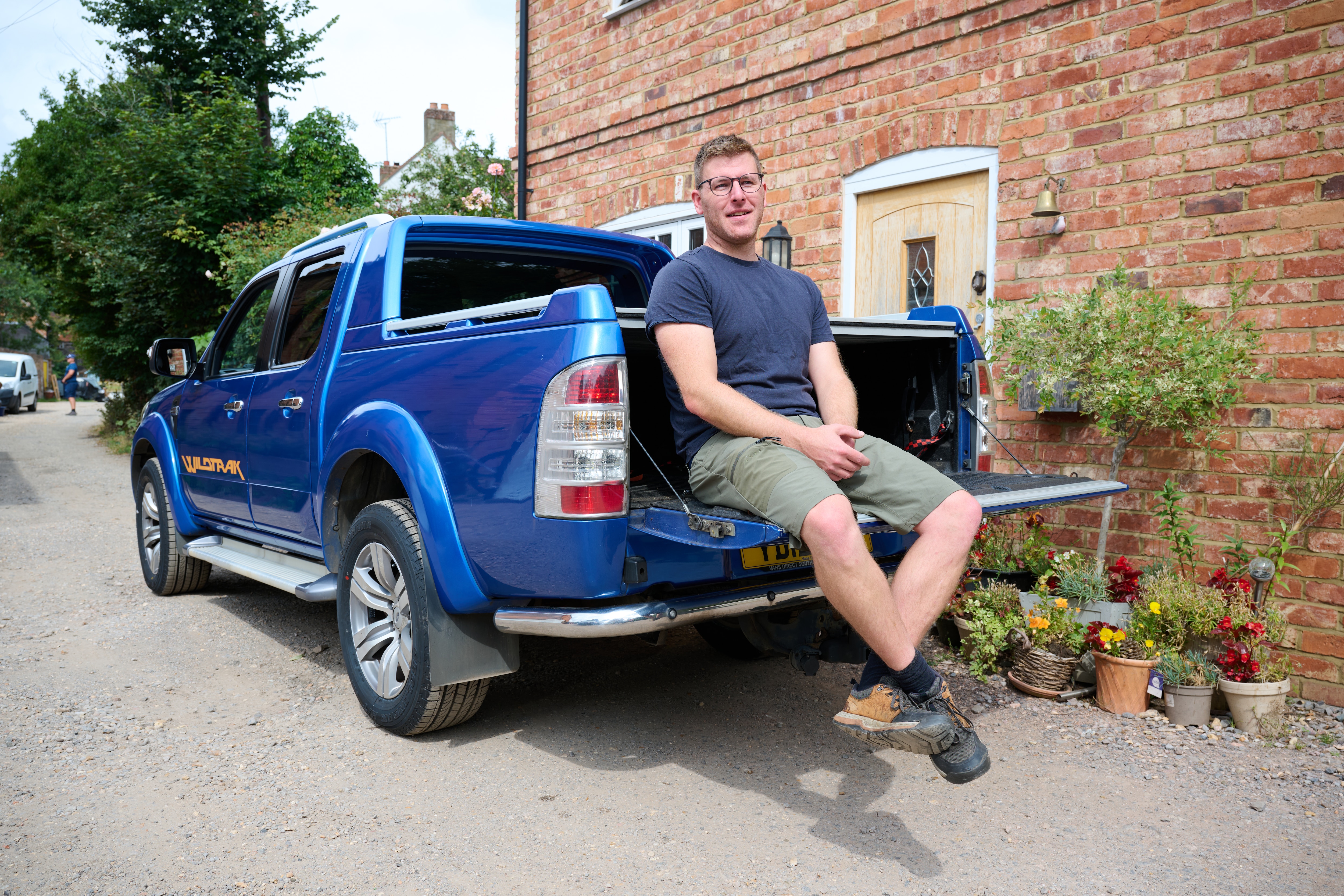 Ben Glenister is a UK Ford Ranger owner who uses his pickup, "Wilma", to help the community and those in need.