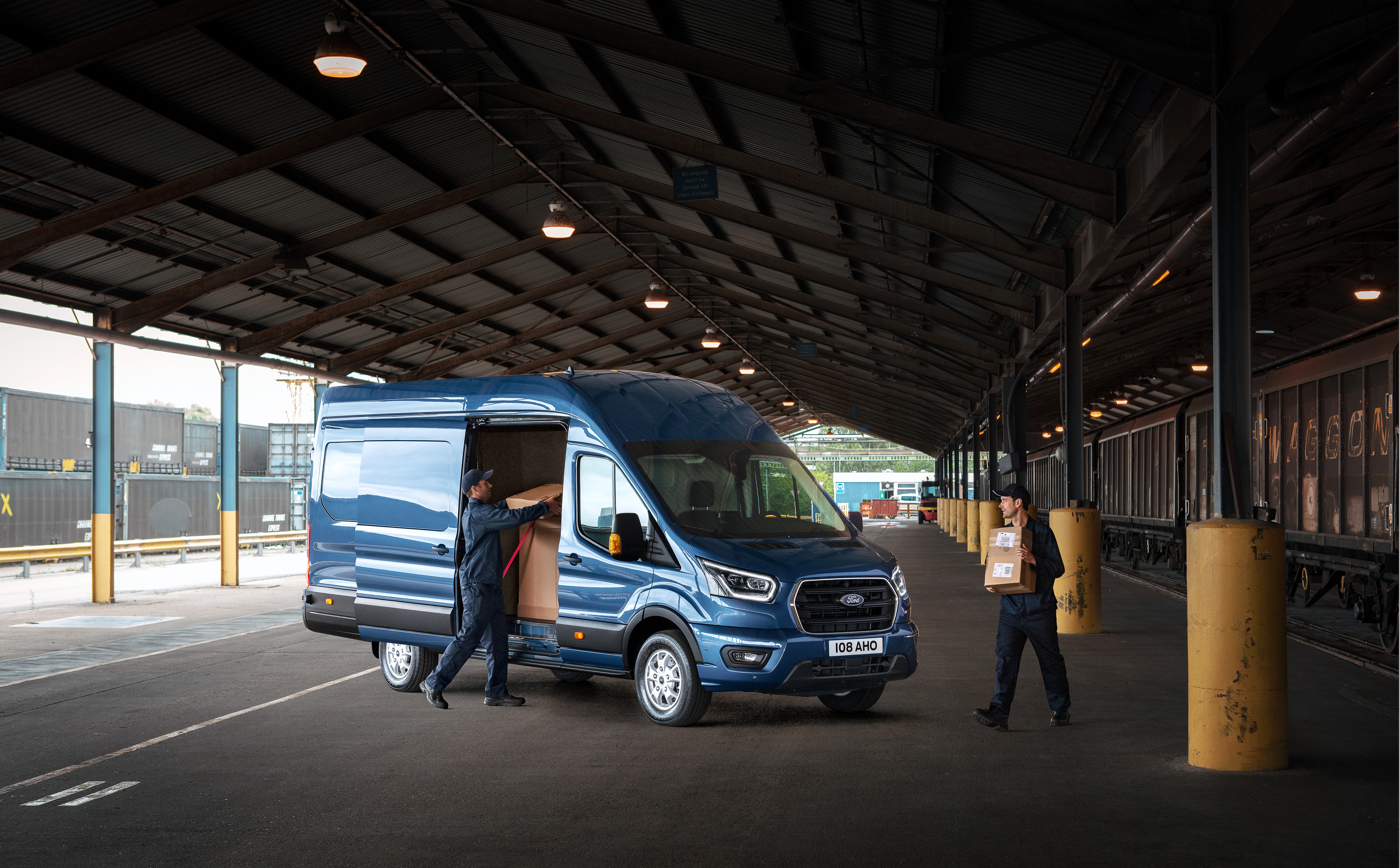 Transit has become a byword for getting the job done – reliably and efficiently. This content is solely for editorial use and for providing individual users with information. Any storage in databases, or any distribution to third parties within the scope of commercial use, or for commercial use is permitted with written consent from Ford in Europe GmbH only.