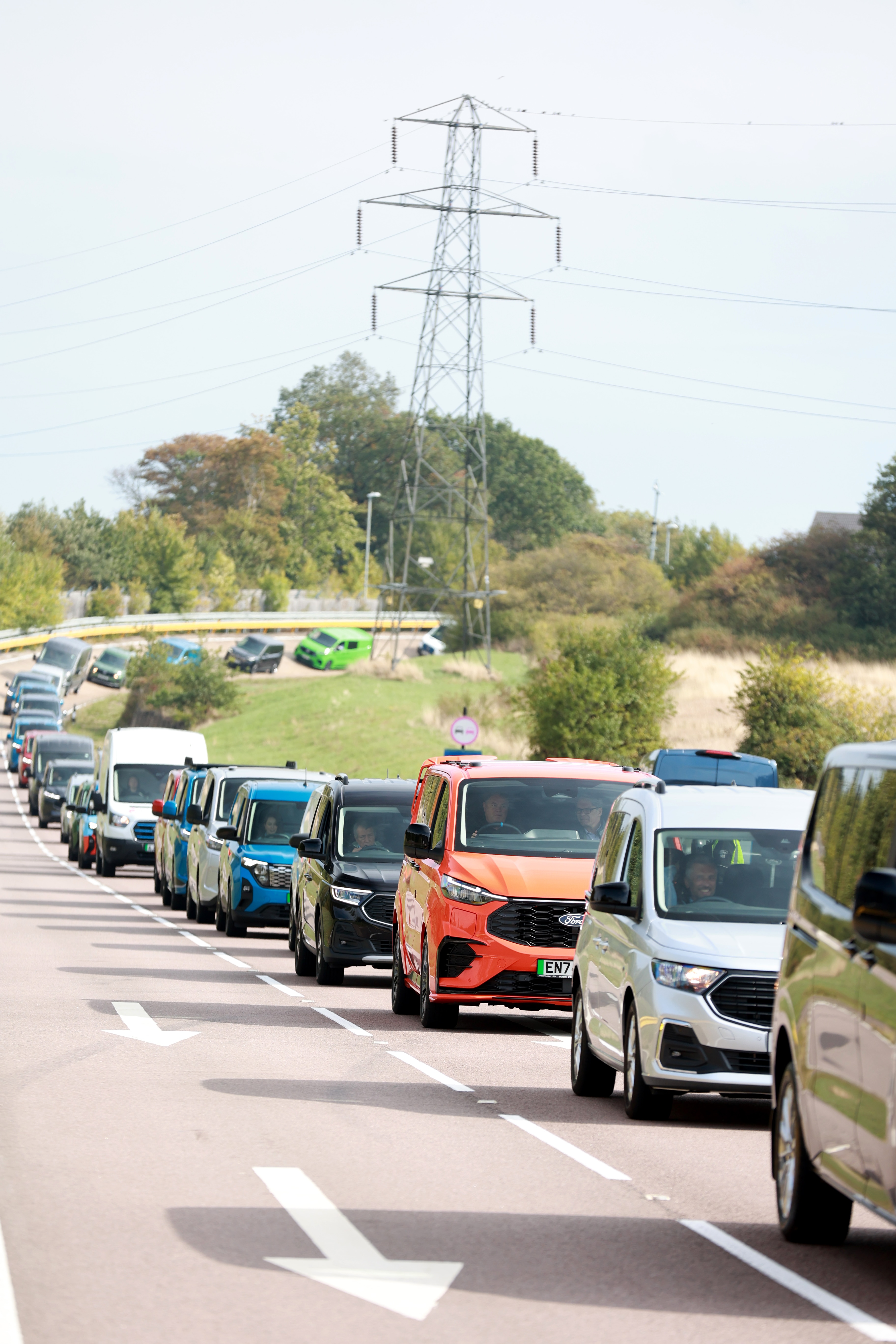 Ford's historic Transit convoy set a new GUINNESS WORLD RECORDS title for the Largest Parade of Vans. License valid for earned editorial, press releases, press kits. All non-broadcast digital and online media Region: Global. This content is solely for editorial use and for providing individual users with information. Any storage in databases, or any distribution to third parties within the scope of commercial use, or for commercial use is permitted with written consent from Ford in Europe GmbH only.
