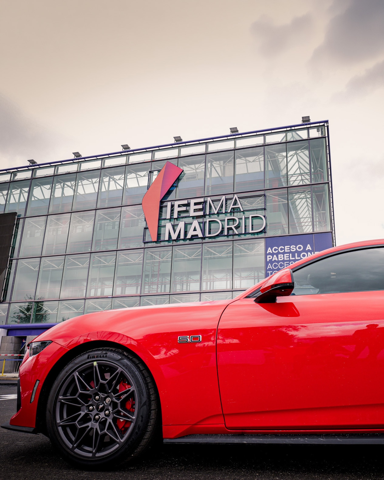 Ford Mustang Dark Horse Christens MADRING