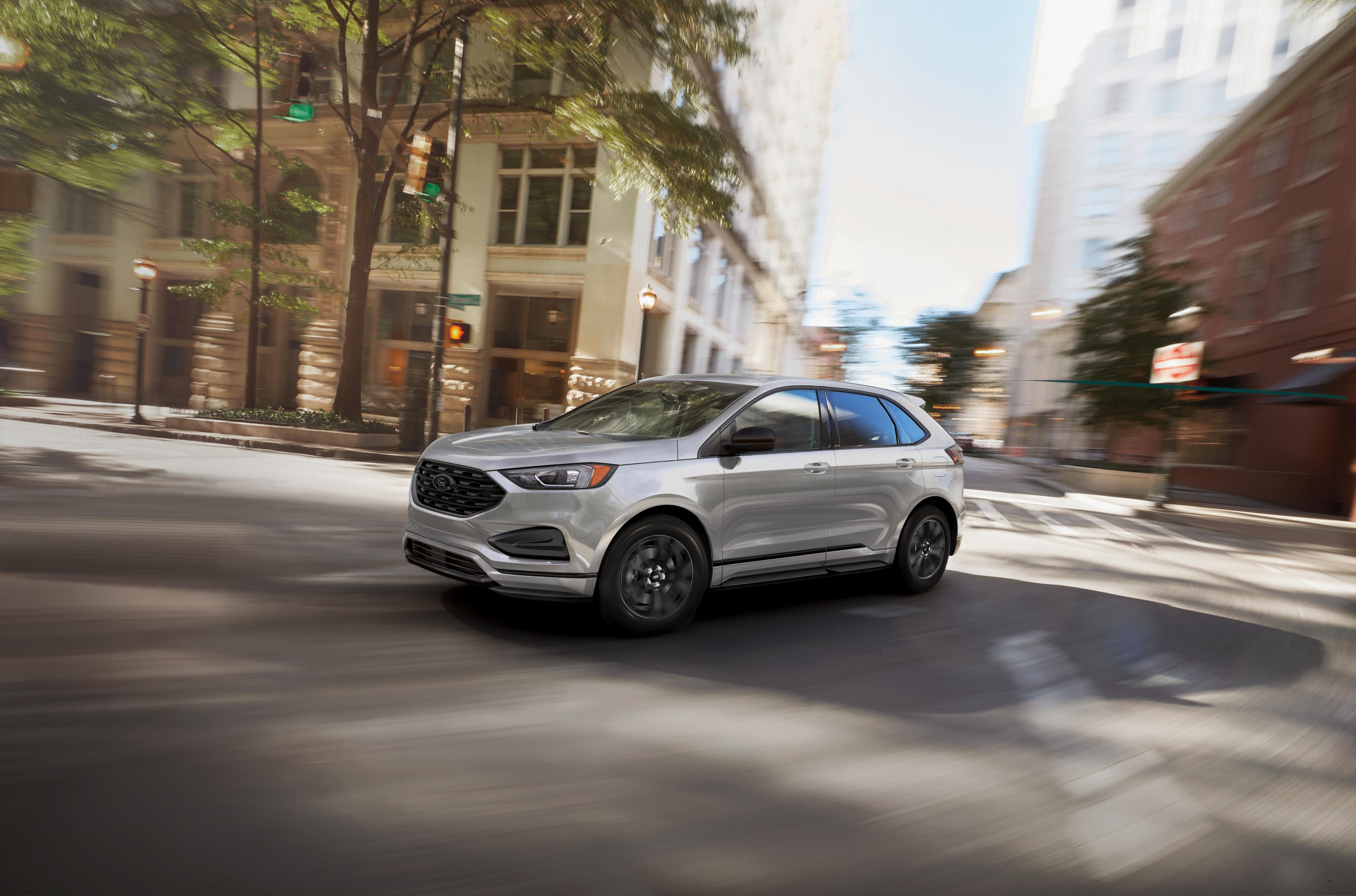 2023 Ford Edge SE Black Appearane Package.
