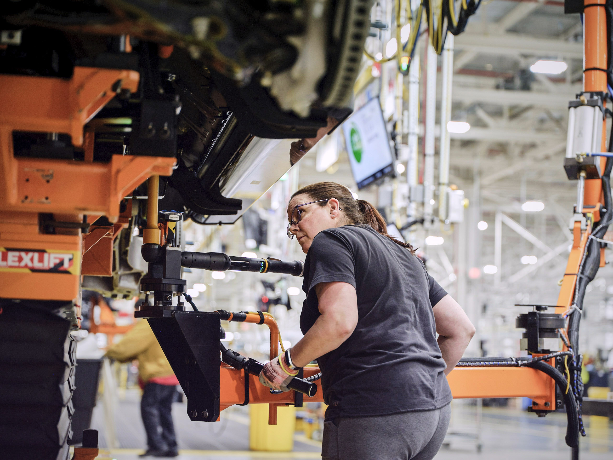 The manufacturing technology in the Rouge Electric Vehicle Center is just as innovative as the F-150 Lightning. It is the first Ford plant without traditional in-floor conveyor lines and instead uses robotic Autonomous Guided Vehicles to move F-150 Lightning trucks from workstation to station in the plant. 