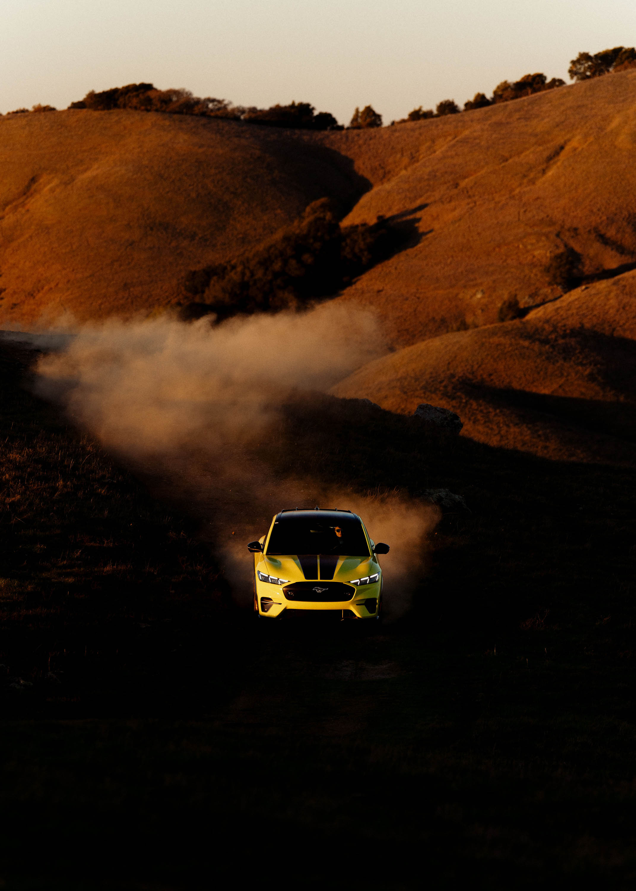 Always consult the Owner’s Manual before off-road driving, know your terrain and trail difficulty, and use appropriate safety gear. 